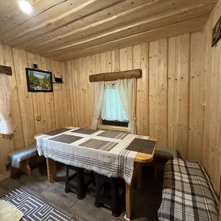 Σπίτι διακοπών Petrashiv Behind The River Volovets