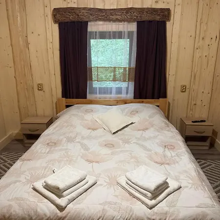 Petrashiv Behind The River * Volovets